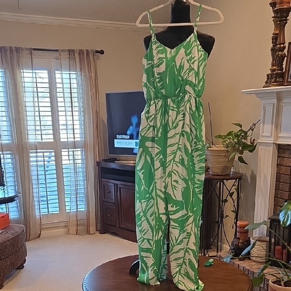 Lilly Pulitzer Vibrant Green and White Jumpsuit - Picture 2 of 7